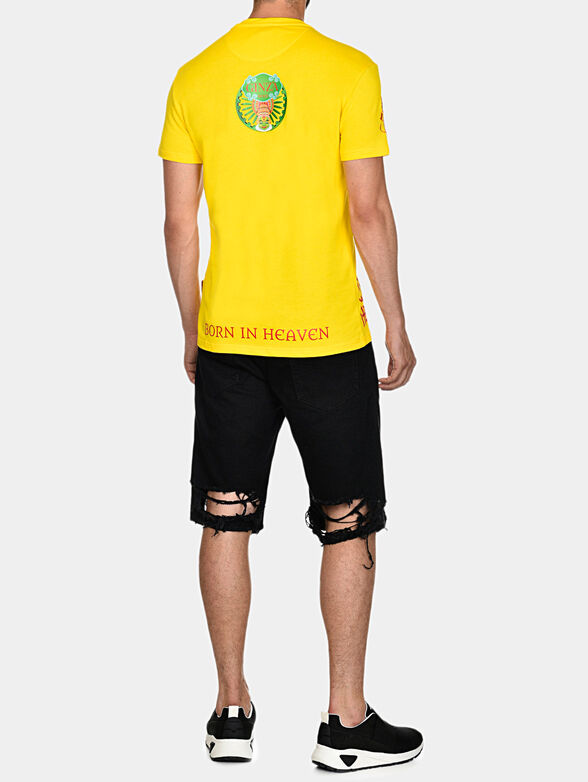 GMTS009 T-shirt with accent prints in yellow color - 2