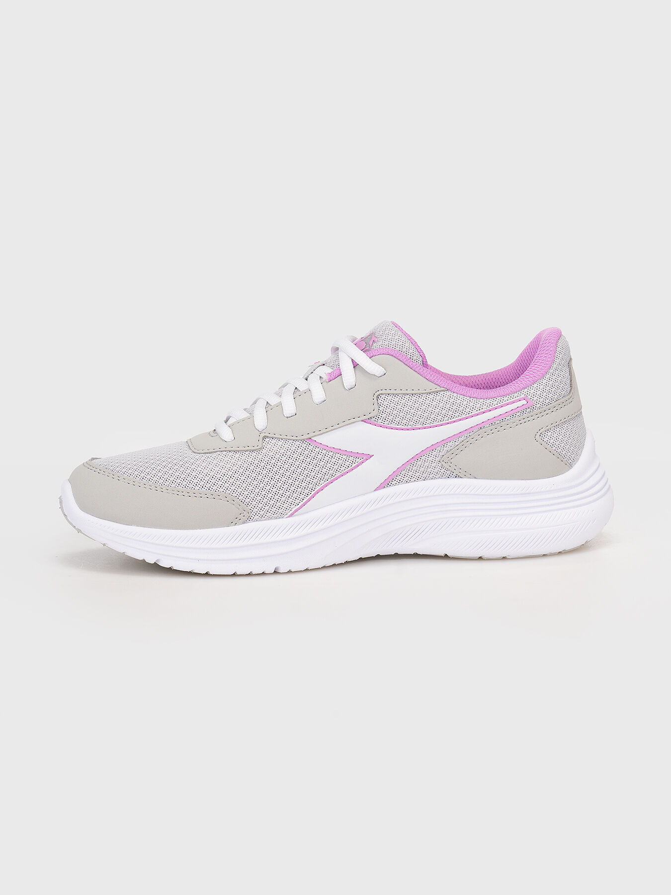 Purple pumas eagle top