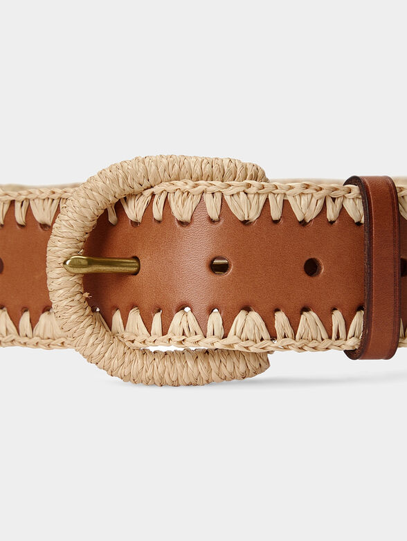 Leather belt in brown color with raffia accents - 2