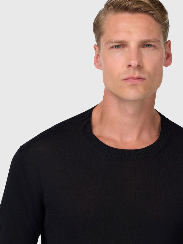 Wool sweater with ribbed details  - 4