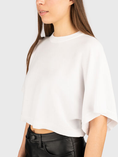 Cotton T-shirt with short cut - 4