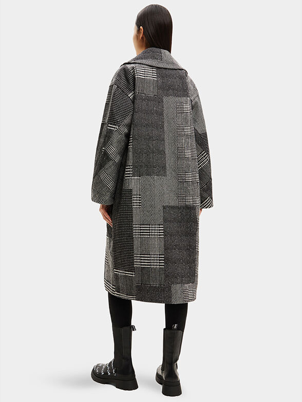 Coat with checked pattern - 2