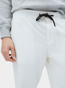 Бял панталон CASTLE - 2