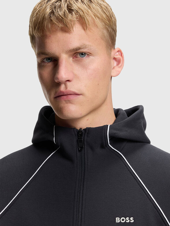 Hoodie with zip and contrast trim - 4
