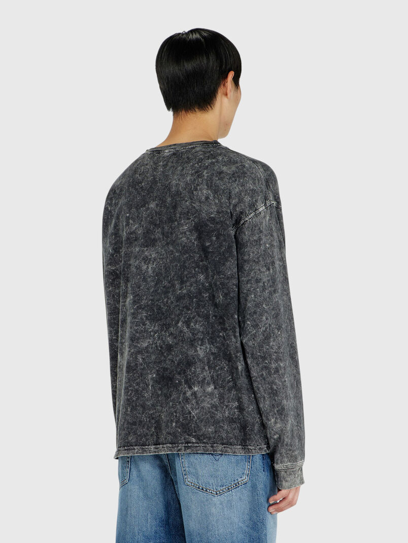 Long-sleeved blouse with logo detail - 3