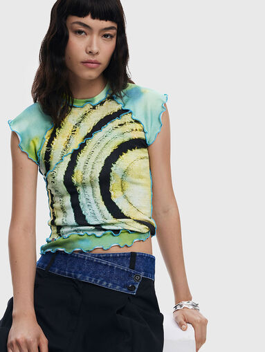 T-shirt with print and accent stitching - 4