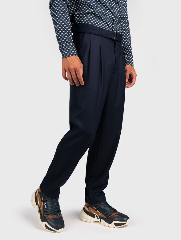 Dark blue trousers with belt - 4