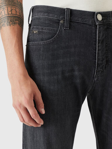 Straight jeans with washed effect - 4