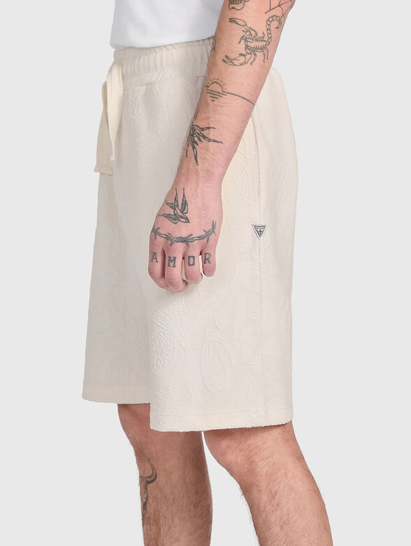 Shorts with waist ties - 4