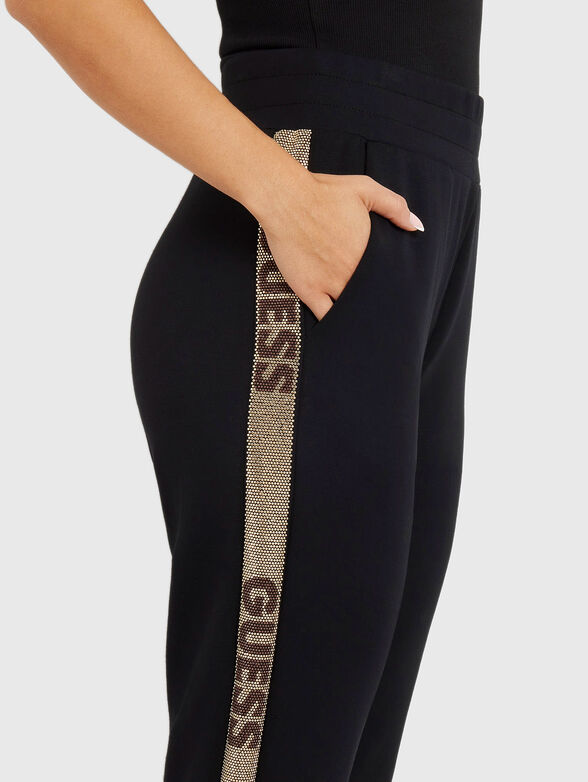 Sports pants with studs stripes - 3