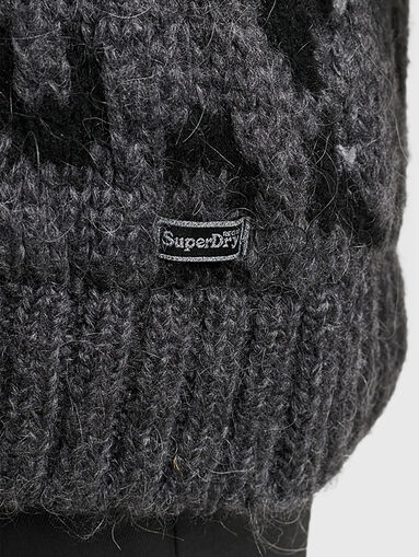 Oversized sweater with animal print - 3