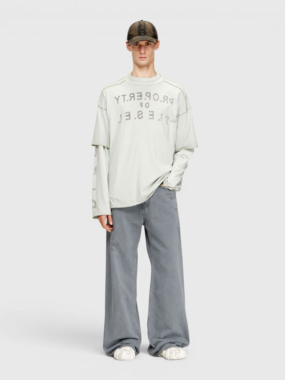 Cotton T-shirt with a statement print - 2