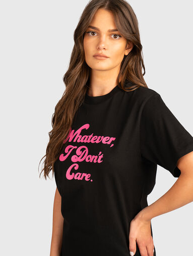 Cotton T-shirt with oval neckline and accent print - 4