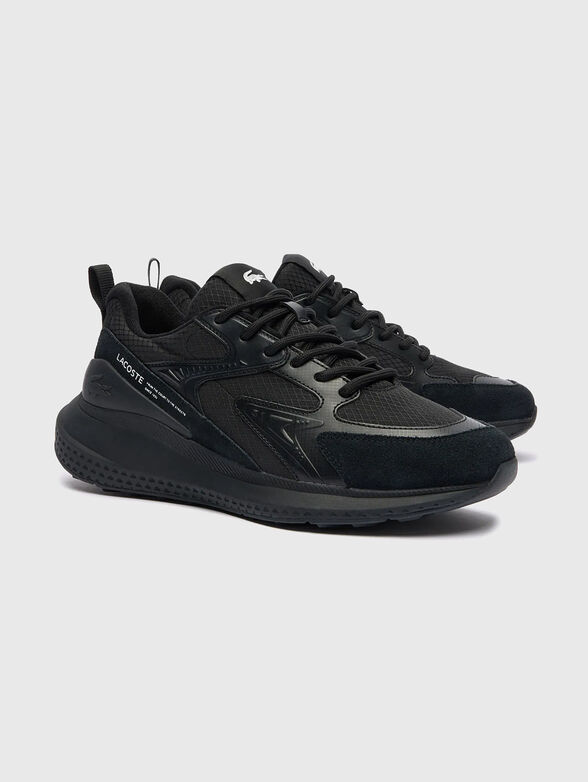 Sports shoes with logo - 2