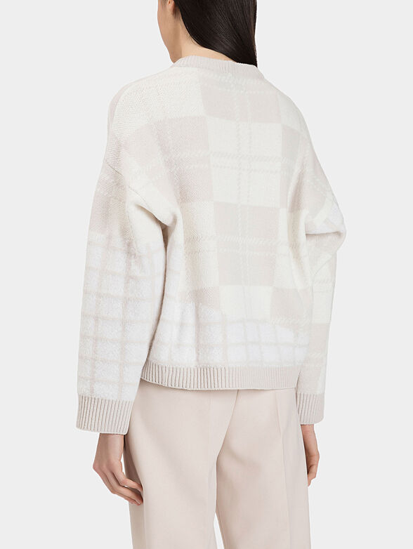 Sweater with Snoopy accent - 2