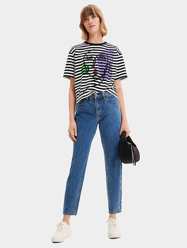 Blue jeans with accent edging - 5