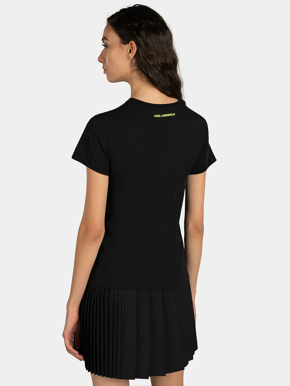 Black t-shirt with contrasting logo lettering - 3
