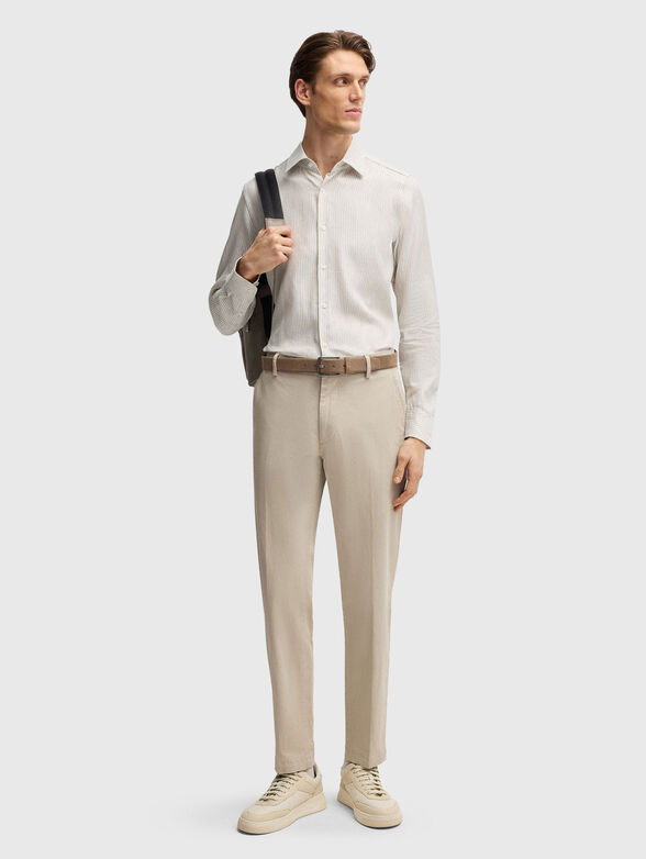 Linen shirt with long sleeves - 2