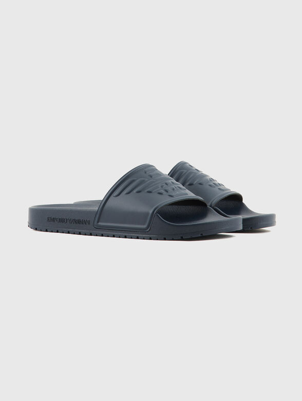 Slippers with contrasting logo - 2