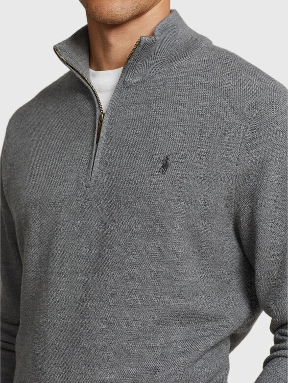 Wool sweater in grey  - 4