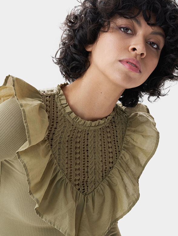 Blouse with lace detail at the neckline - 4