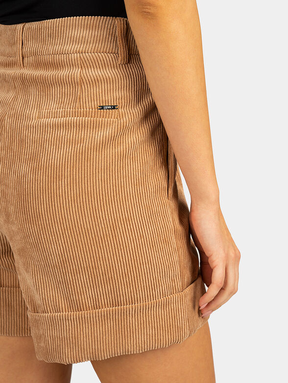 High-waisted corduroy shorts - 3