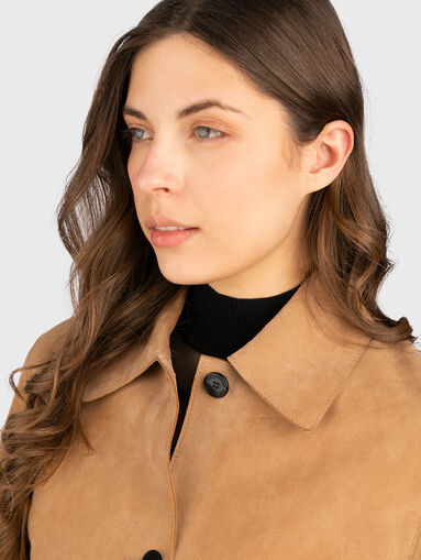 Suede jacket with buttons - 4