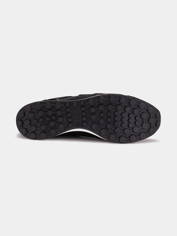 Sneakers with logo - 5