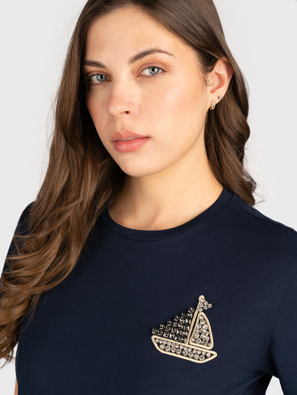 T-shirt with rhinestones in blue - 4
