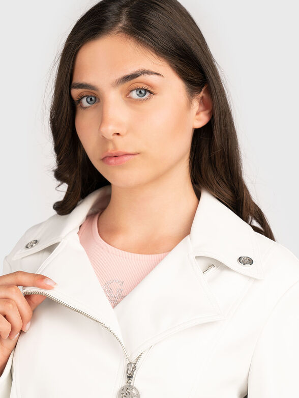 Short jacket with accent zipper - 4