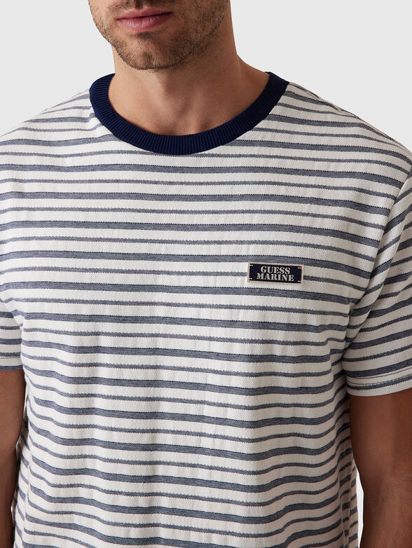 T-shirt with oval neckline and logo - 4