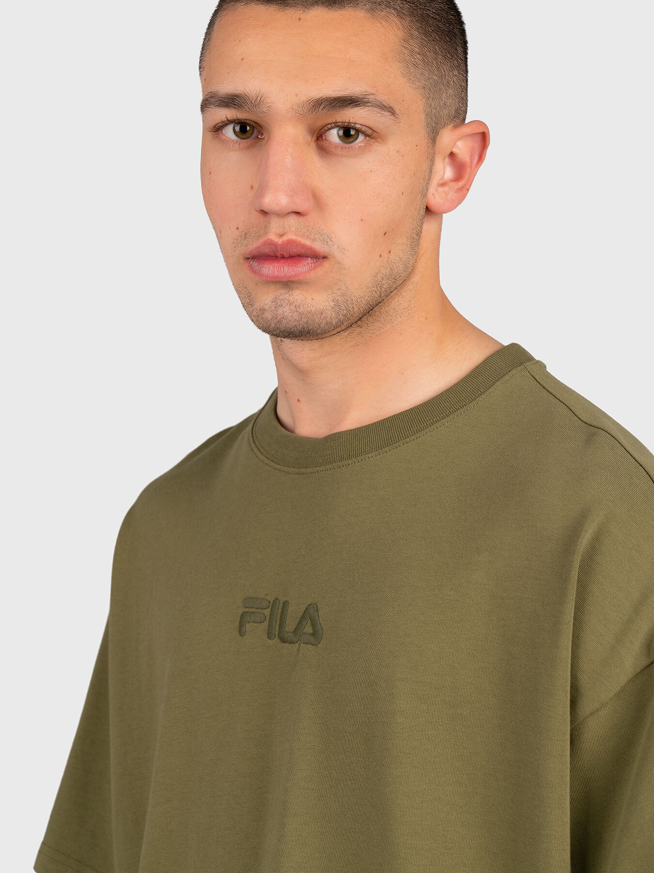 JADEN beige oversized T-shirt brand FILA — Globalbrandsstore.com/en