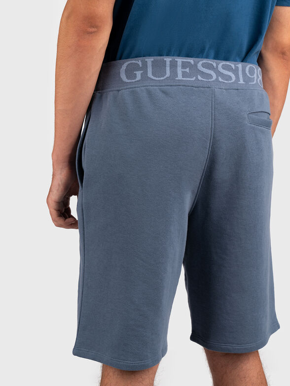 Shorts with logo accent in black - 3