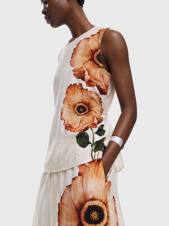 Midi skirt with floral accent - 5