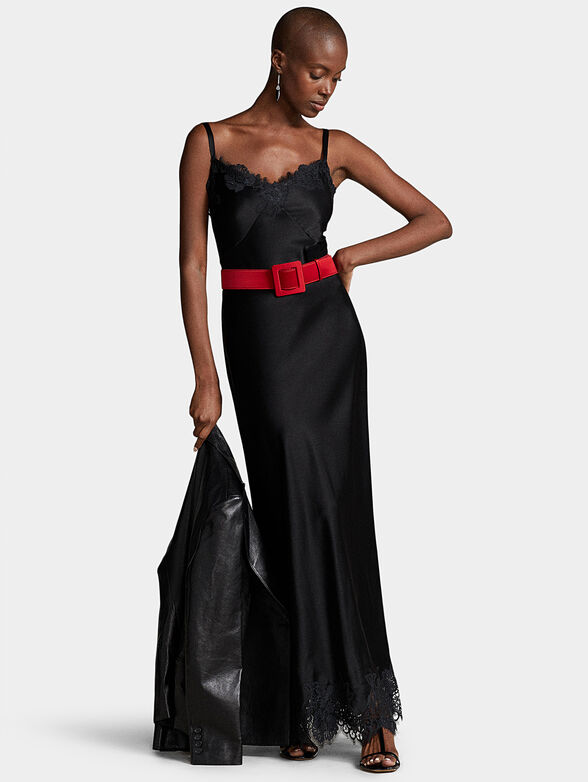 Dress with thin straps and lace accents - 1