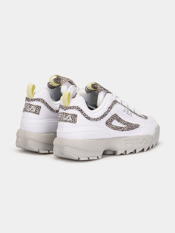 DISRUPTOR A sports shoes with colorful inserts - 3