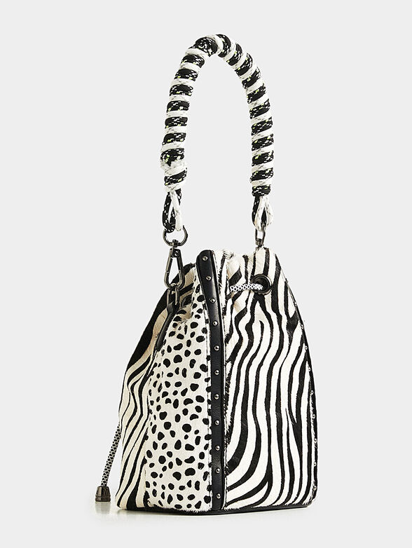 Leather bag with animal print - 4