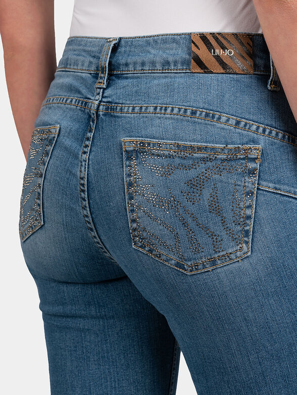 Jeans with appliques - 4