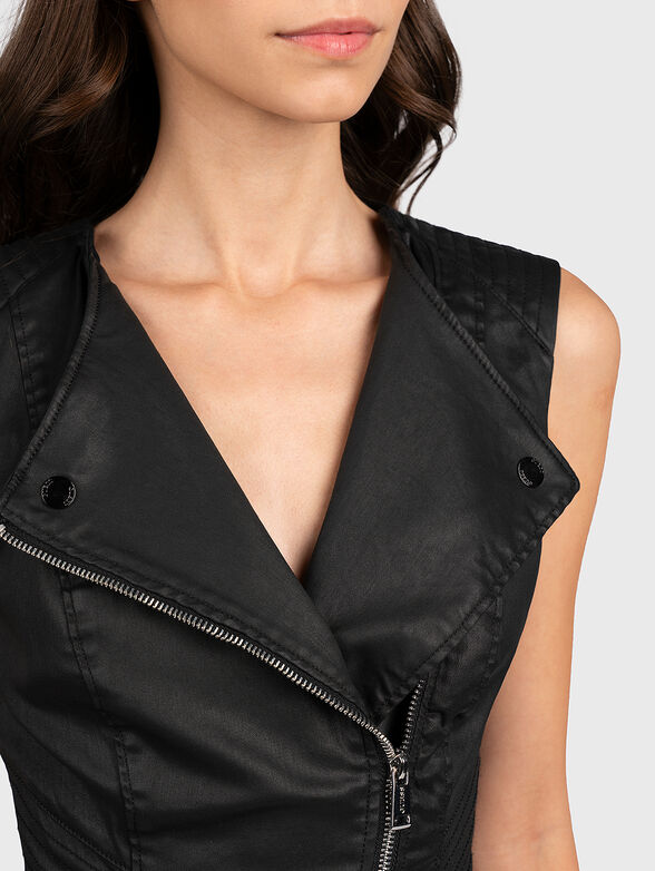 Black dress with a zip - 2