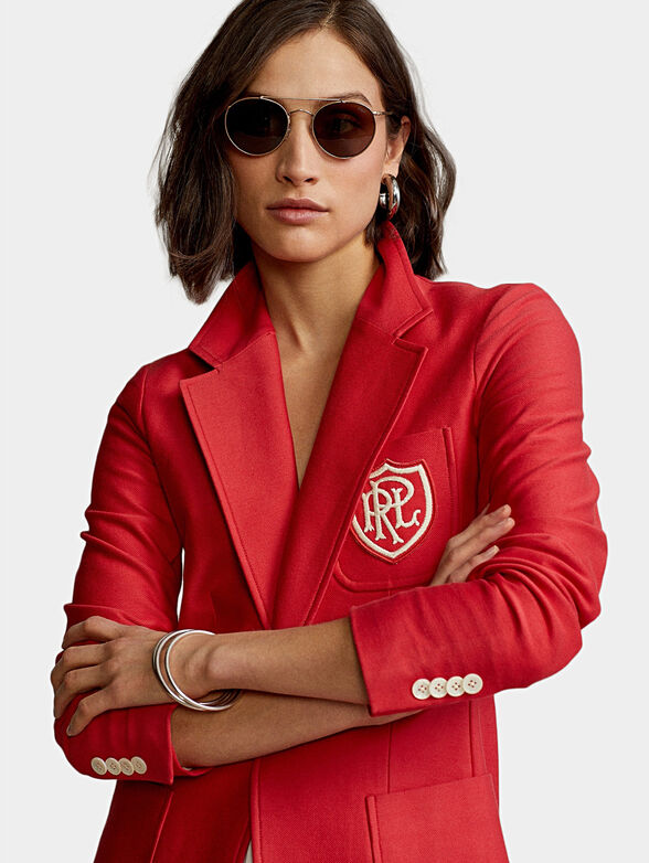 Red blazer with logo emblem - 4