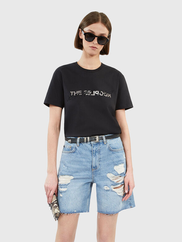 Black T-shirt with contrasting print - 1