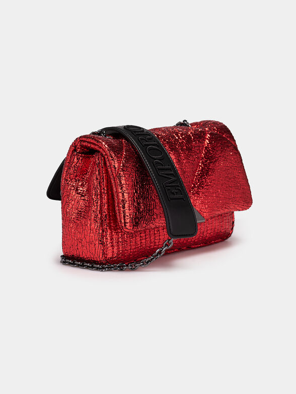 Red crossbody bag with glamorous effect - 4