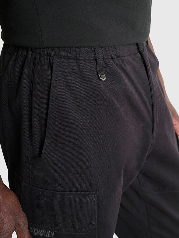 Cotton cargo trousers - 4