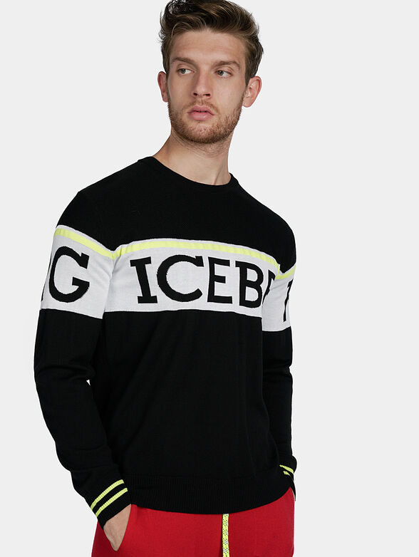 Black sweater with contrasting logo - 1