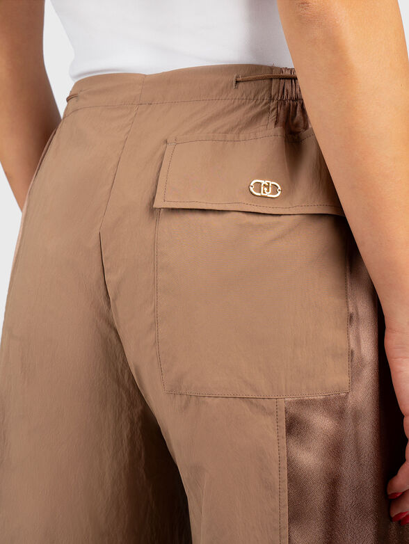 Sports pants with adjustable hem  - 3