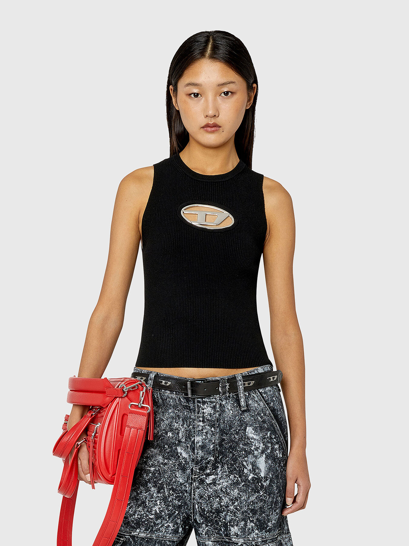 ☆2950 DIESEL ニット M-ONERVA-TOP M-ONERVA-TOP Woman: Cut-out knit tank top, D logo plaque | Diesel
