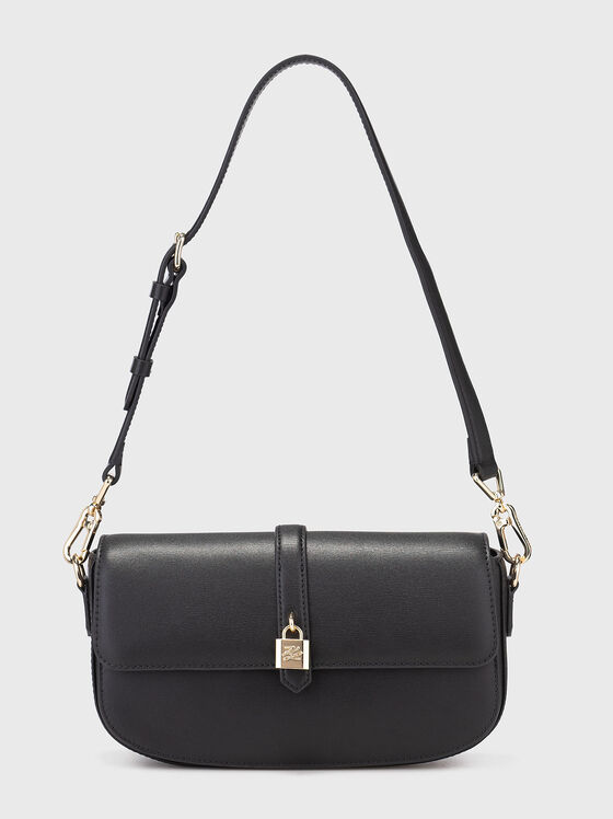 Кожена чанта със златисти детайли - 1