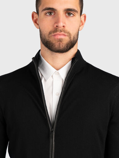 Wool cardigan with zip  - 5