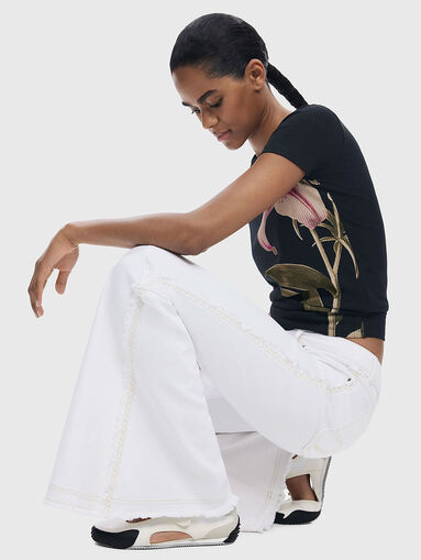 White jeans with flared legs - 4