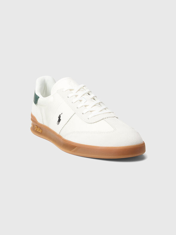 Sports shoes with logo - 2
